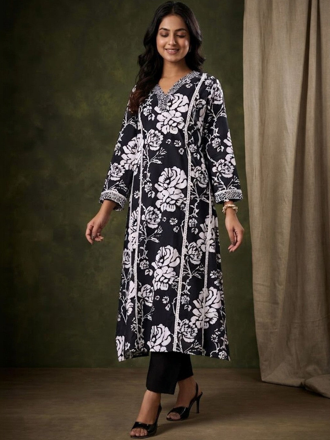 Printed Pure Cotton V-Neck Kurta & Trousers