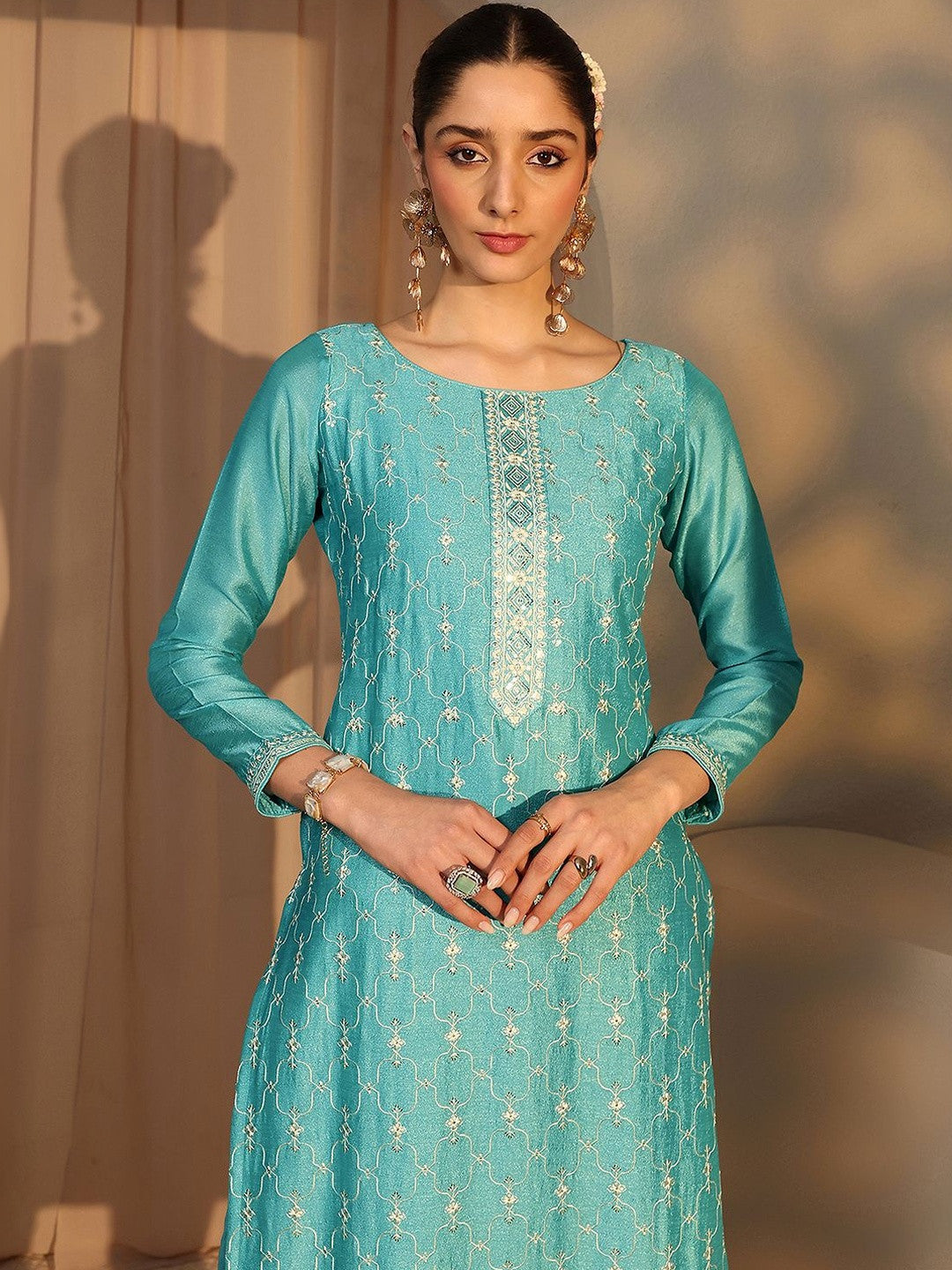 Women Ethnic Motifs Embroidered Regular Thread Work Kurta with Trousers & With Dupatta