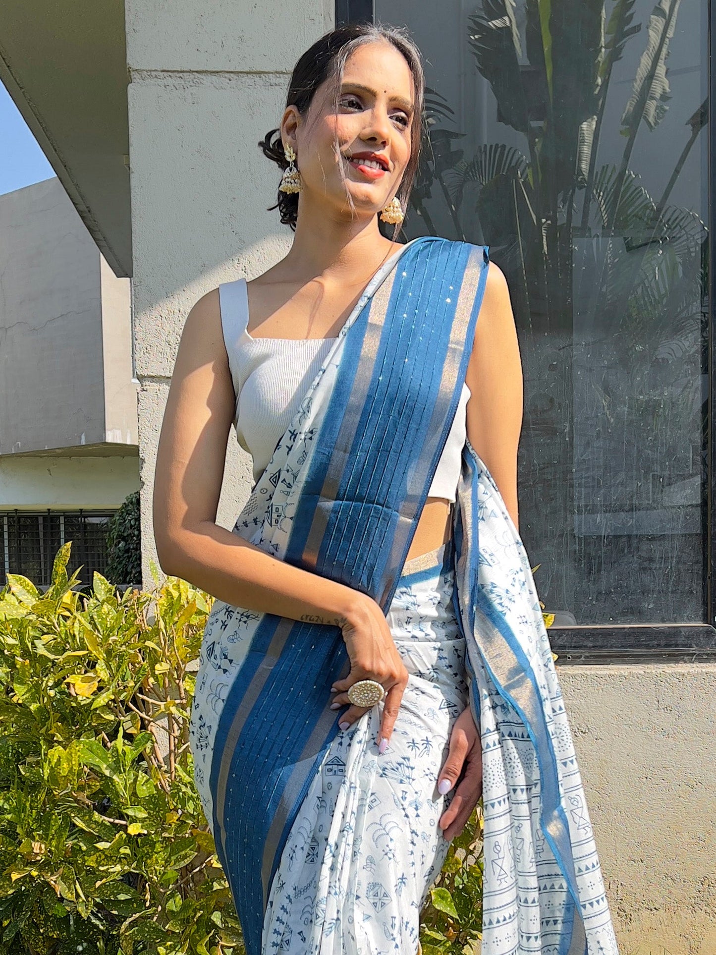 Women's Dola Silk White Printed Ready to Wear With Blouse Piece