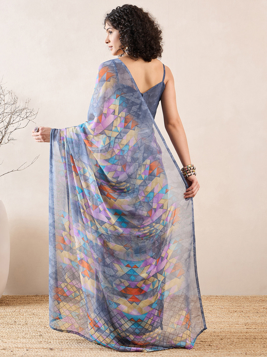 Women's Chiffon Grey Printed Designer Saree With Blouse Piece