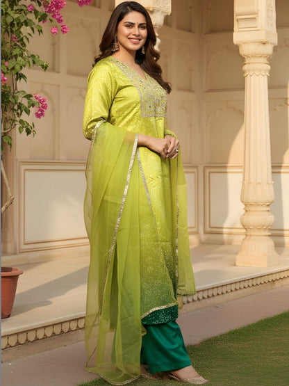Dhiyona KL Women Ombre Dyed Regular Thread Work Kurta with Trousers & With Dupatta