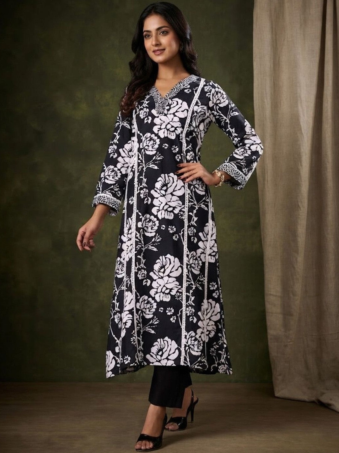 Printed Pure Cotton V-Neck Kurta & Trousers
