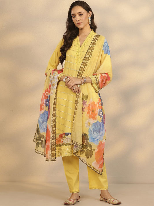 Floral Printed Straight Kurta With Trouser & Dupatta