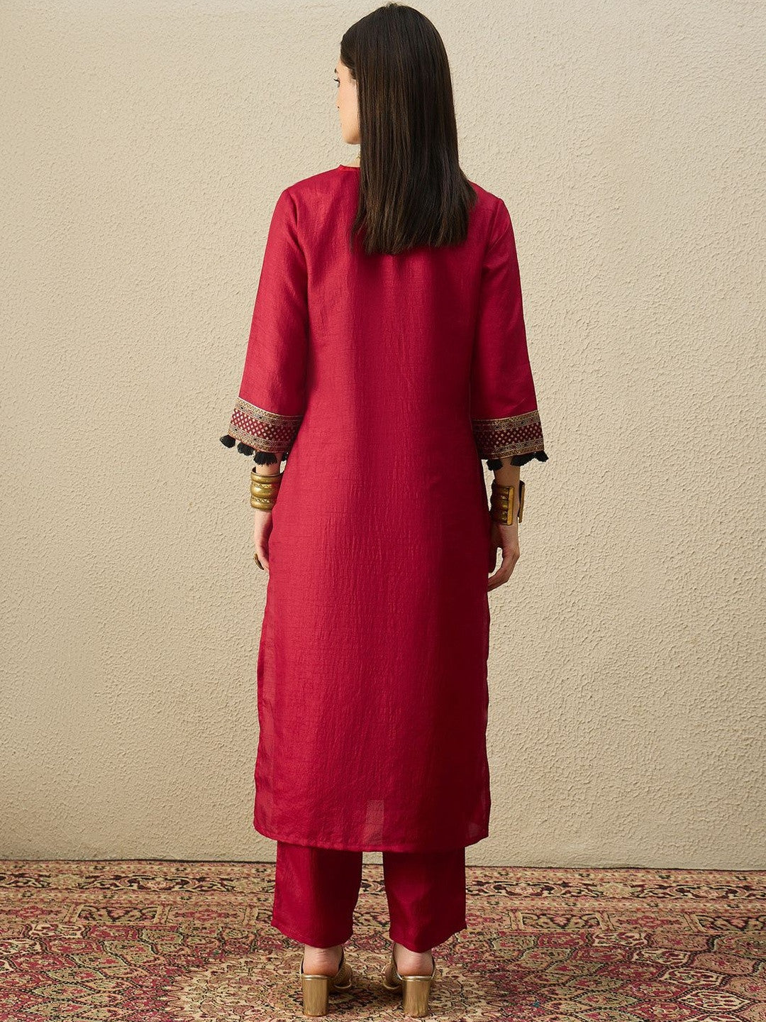 Women Regular Kurta with Trousers