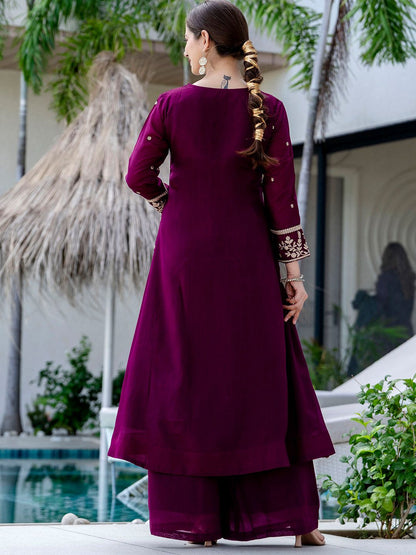Dhiyona KL Women Ethnic Motifs Embroidered Regular Thread Work Kurta with Palazzos & With Dupatta