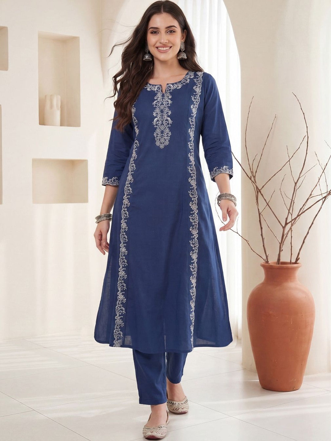 Women Ethnic Motifs Embroidered Regular Thread Work Pure Cotton Kurta with Trousers