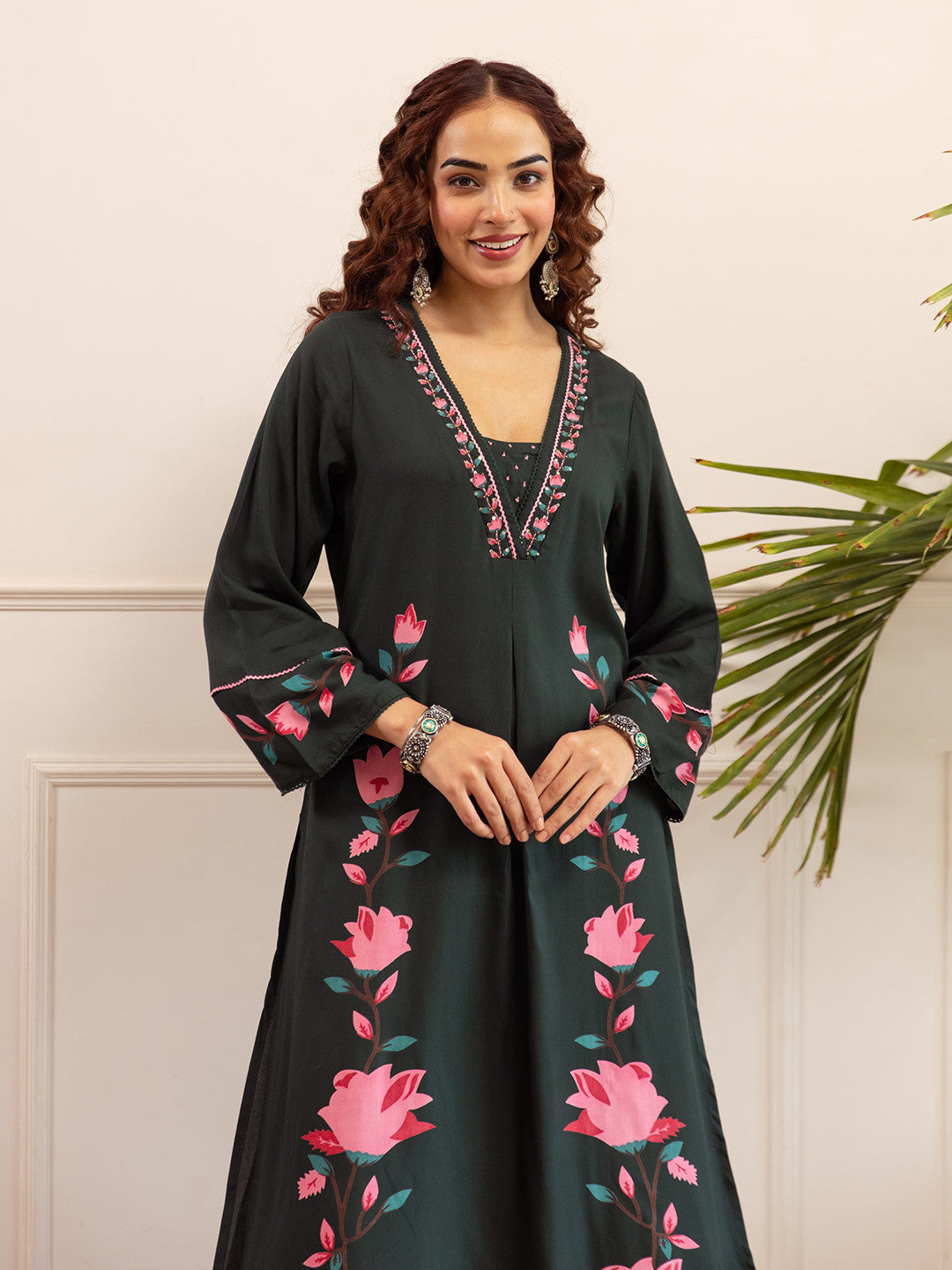 Floral Printed Square Neck Thread Work Kurta With Palazzos
