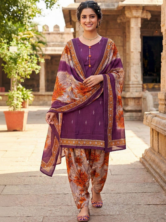 Dhiyona KL Women Ethnic Motifs Regular Kurta with Patiala & With Dupatta