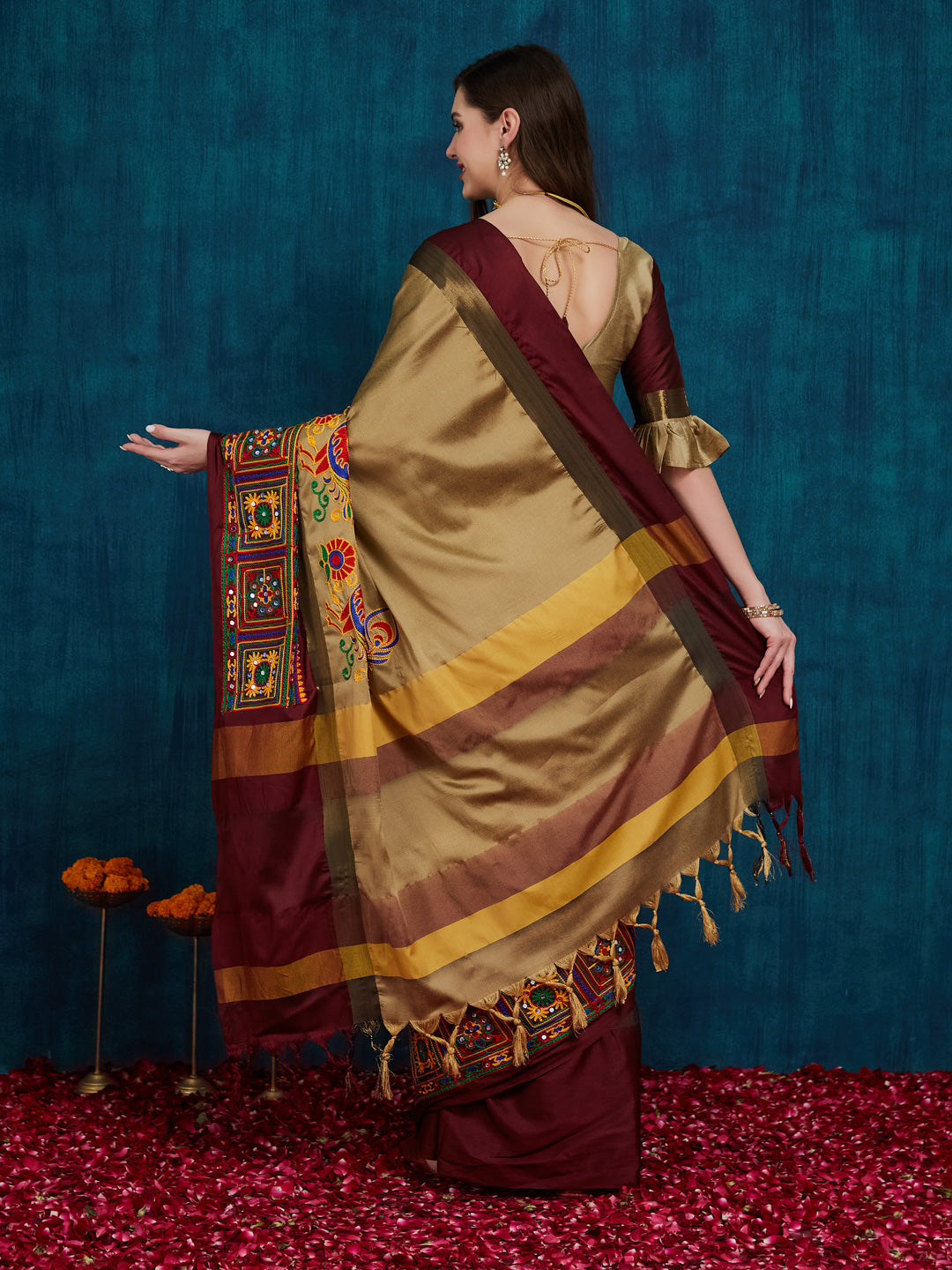 Dhiyona RV Women's Cotton Silk Heavy Kutchi Work With Peacock Design Embroidered Saree  ( KVD1544 )