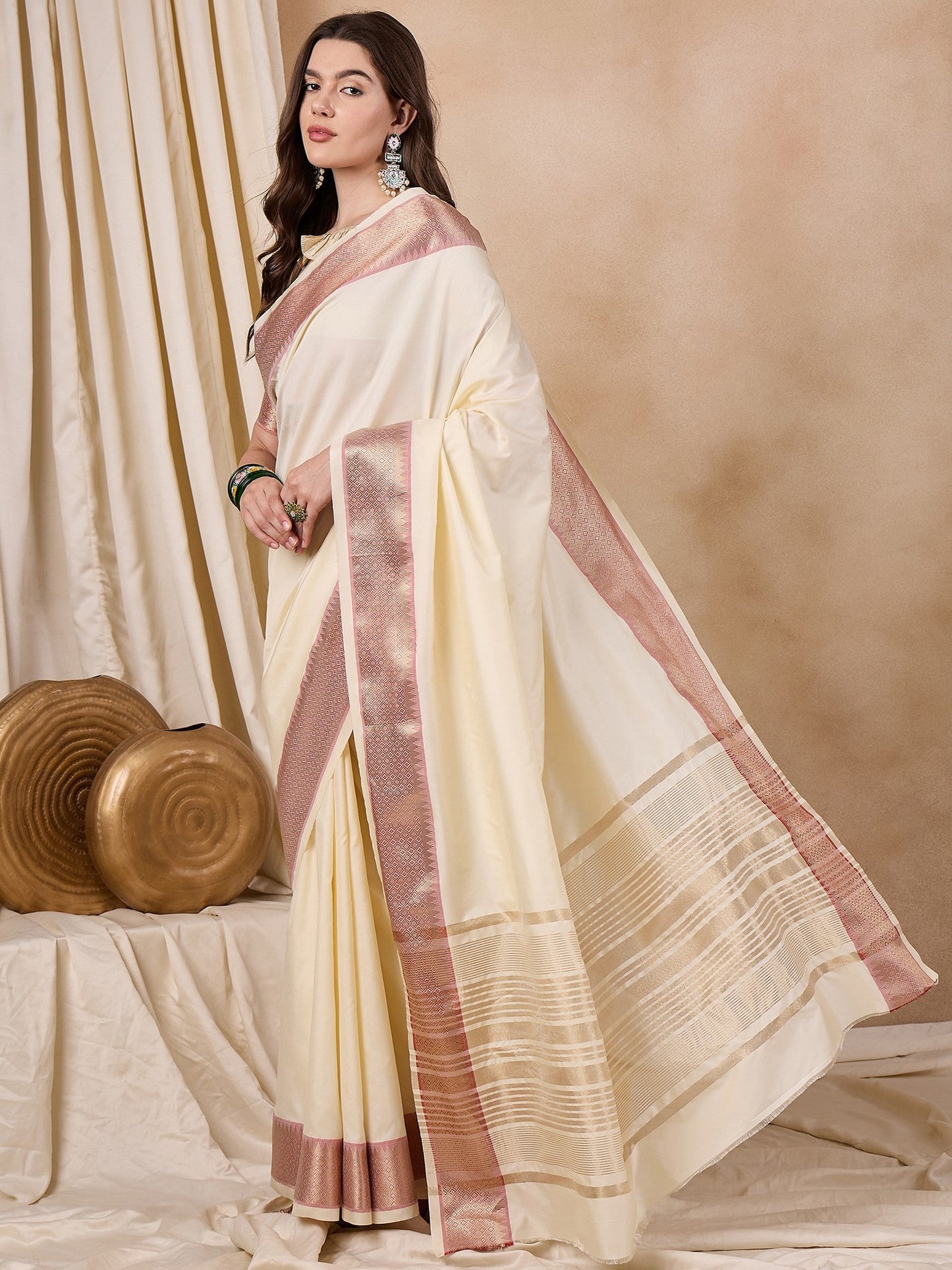 Dhiyona RV Women's Cotton Silk Solid Print With Golden Woven Border Saree  ( KVD2137 )