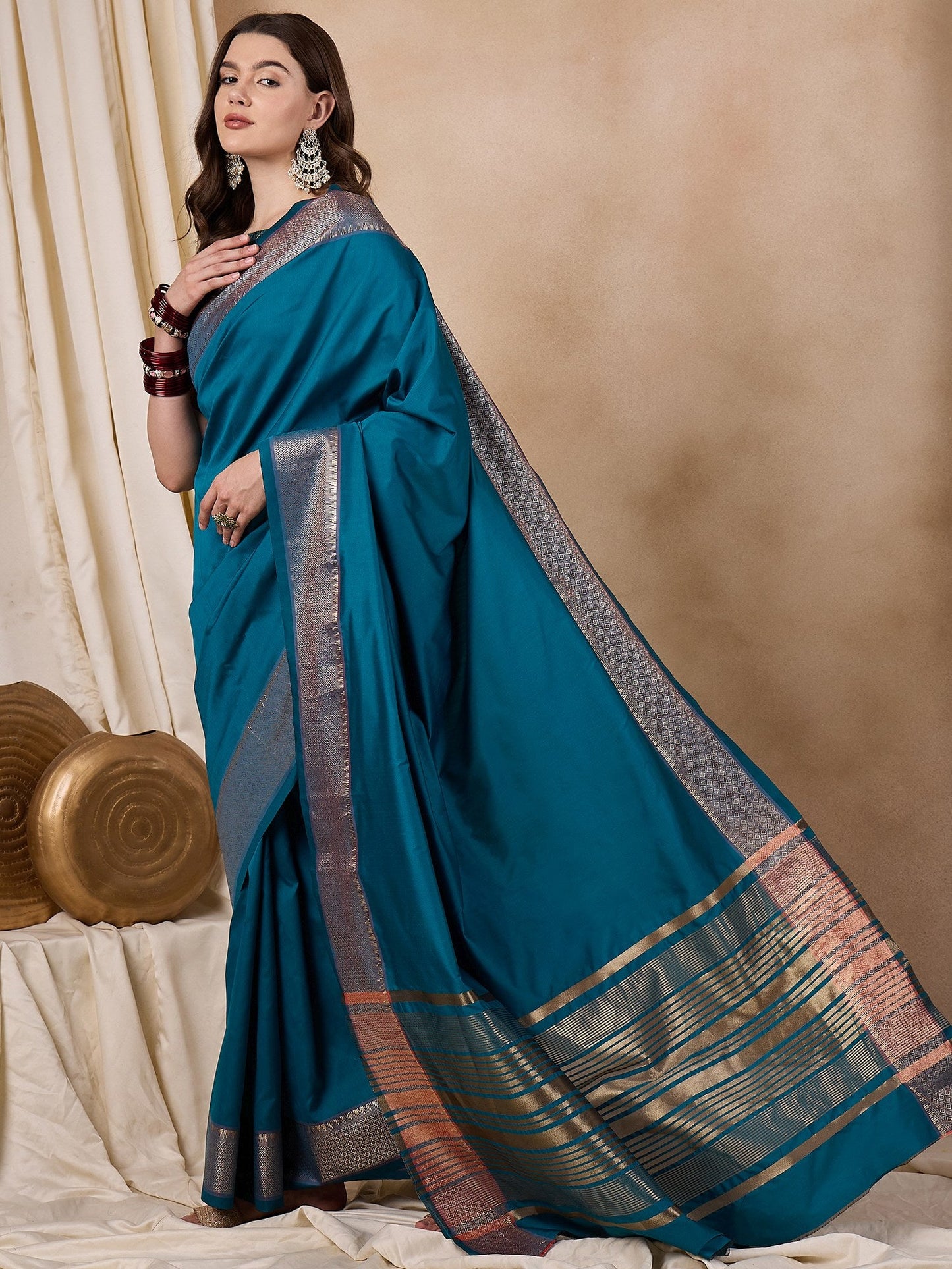 Dhiyona RV Women's Cotton Silk Solid Print With Golden Woven Border Saree  ( KVD2139 )