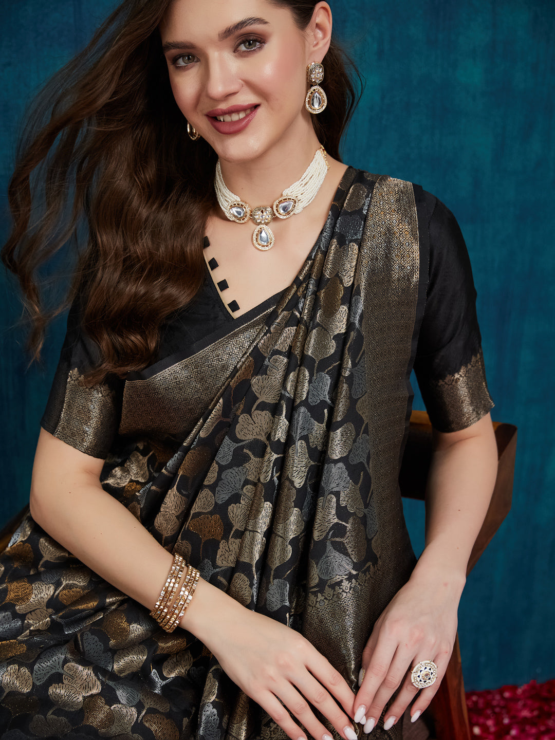 Dhiyona RV Women's Kanjivaram Silk Woven With Golden Woven Border Saree  ( KVD2154 )