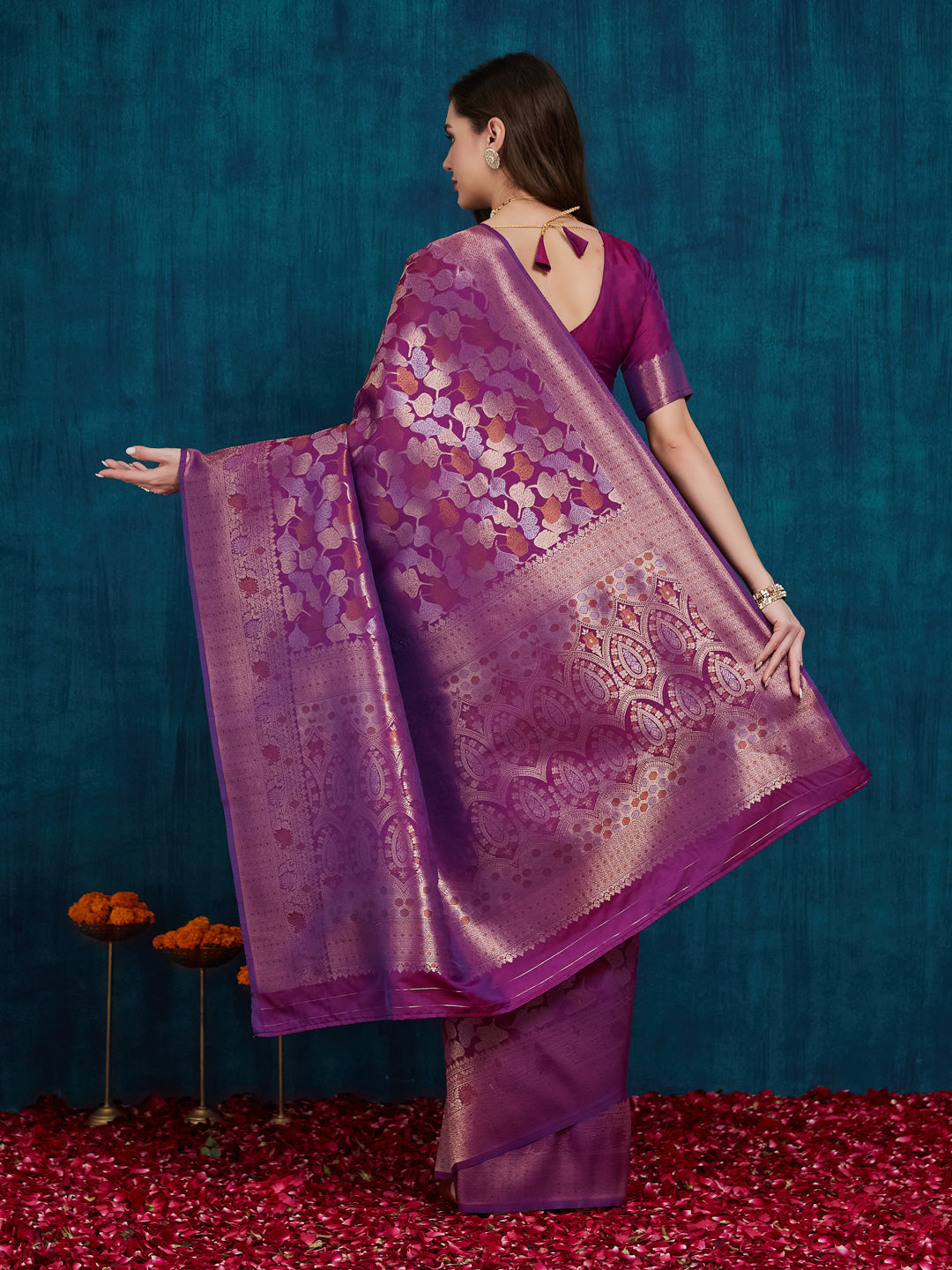 Dhiyona RV Women's Kanjivaram Silk Woven With Golden Woven Border Saree  ( KVD2155 )
