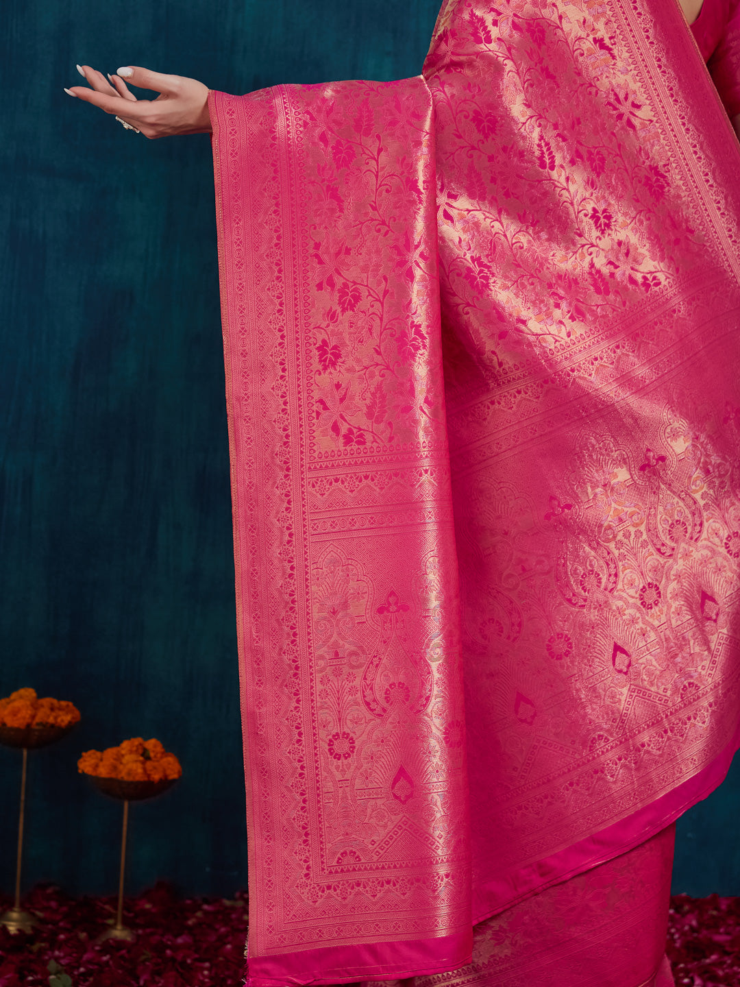 Dhiyona RV Women's Kanjivaram Silk Woven With Golden Woven Border Saree  ( KVD2159 )