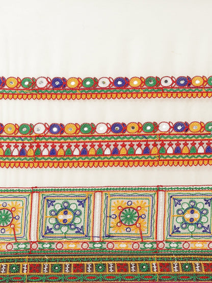 Dhiyona RV Women's Georgette With heavy Kutchi Embroidered Work Saree ( KVD717 )