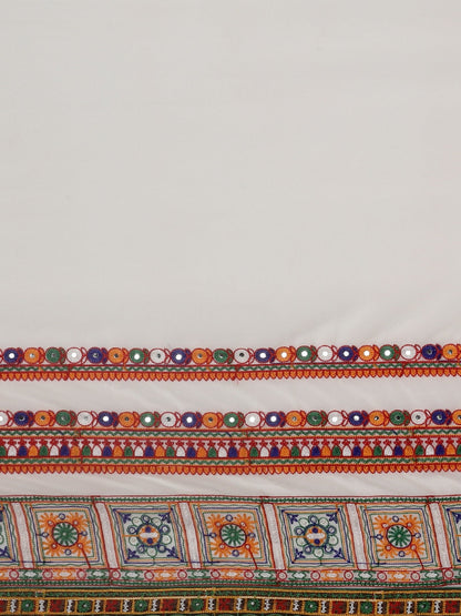 Dhiyona RV Women's Half And Half Bandhani Pallu With Kutchi Embroidered Saree ( KVD932 )