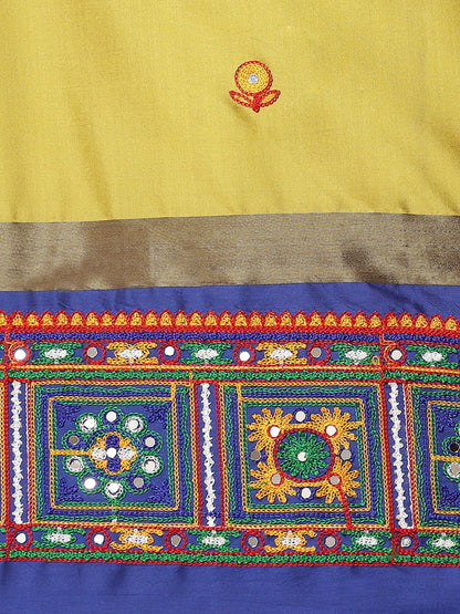 Dhiyona RV Women's Designer Cotton Silk Embroidered Saree with Heavy Border ( KVD957 )