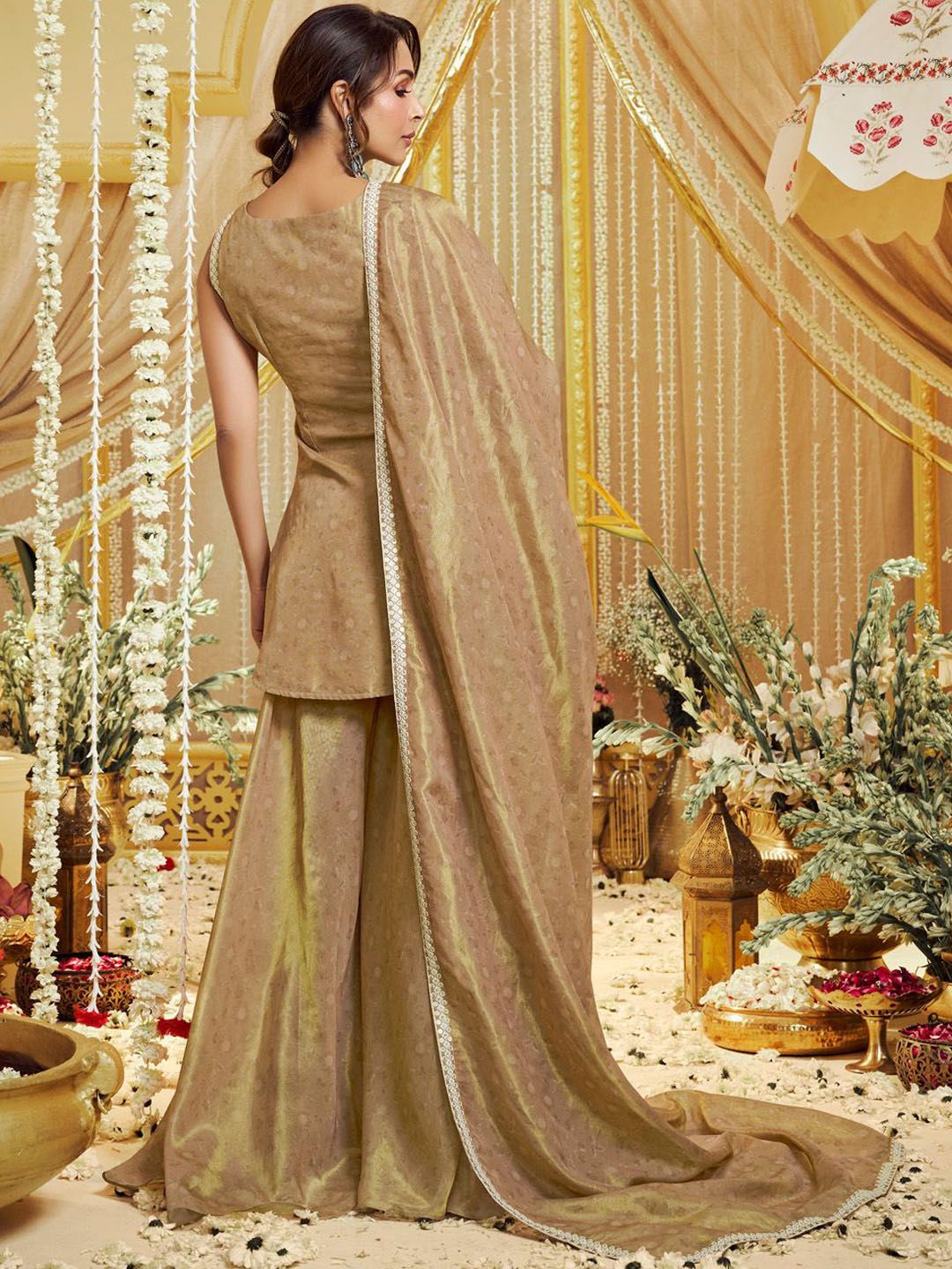 Dhiyona IN Women Floral Embroidered Regular Thread Work Kurta & Palazzos With Dupatta