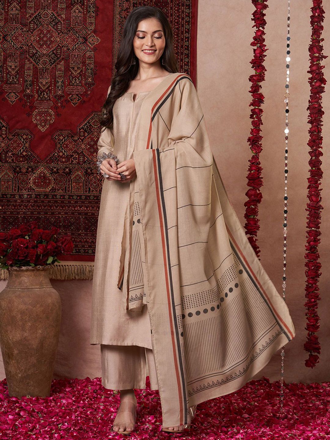 Dhiyona KL Notch Neck Straight Kurta With Palazzos And Dupatta