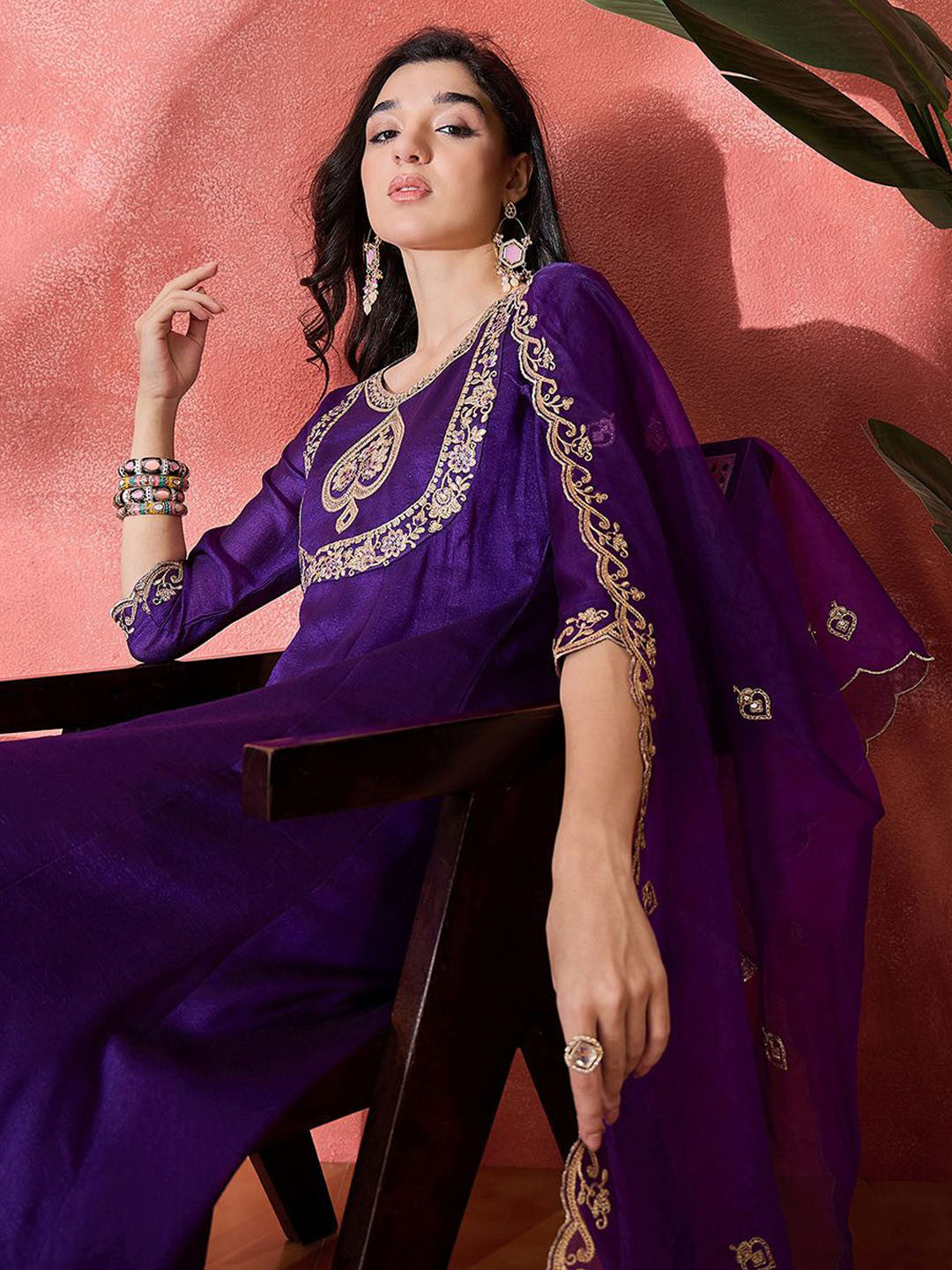 Women Floral Embroidered Kurta with Trousers & Dupatta