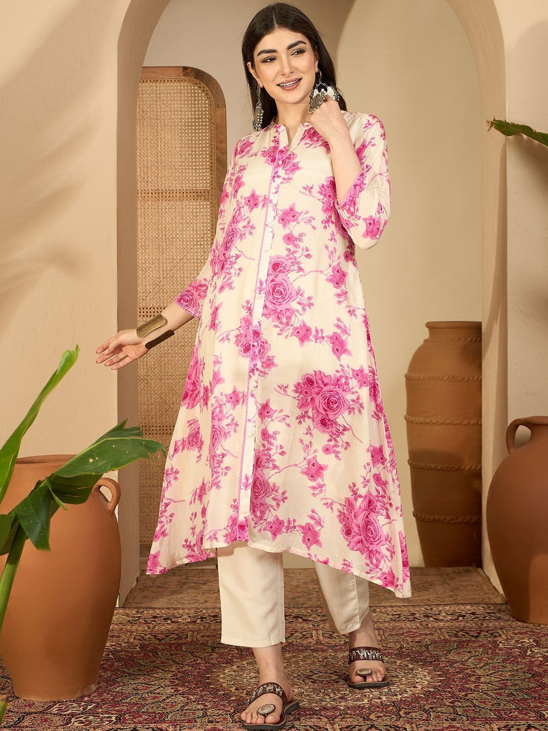 Women Floral Printed Regular Kurta with Trousers & Dupatta