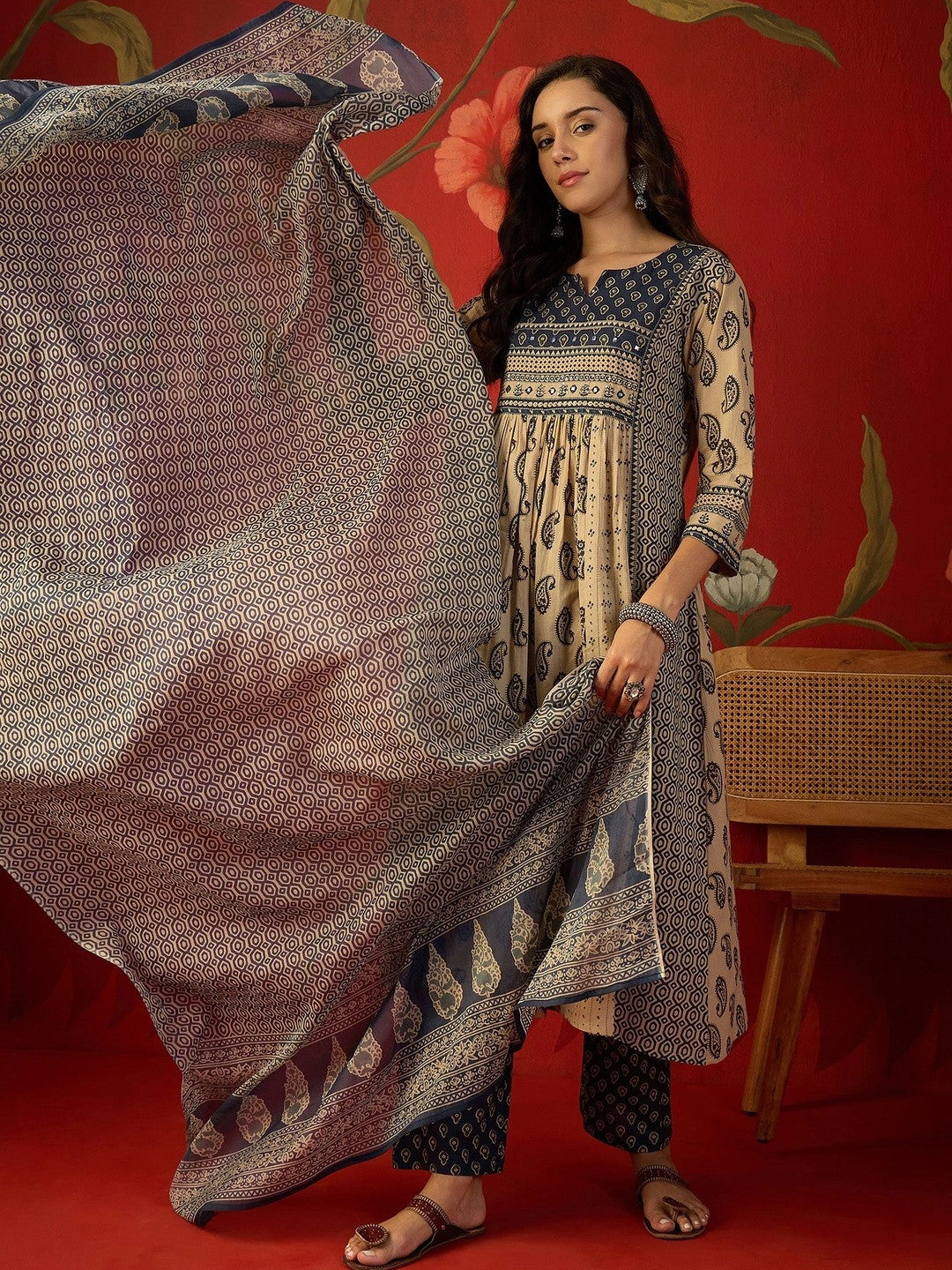 Women Paisley Printed Empire Mirror Work Pure Cotton Kurta with Trousers & With Dupatta