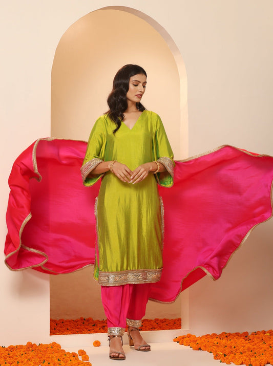 Dhiyona ST 1 Pc - Fuschia Satin Dupatta  with Lace