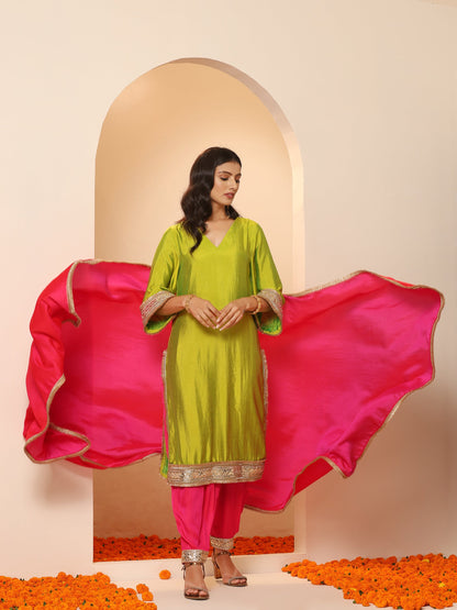 Dhiyona ST 1 Pc - Fuschia Satin Dupatta  with Lace
