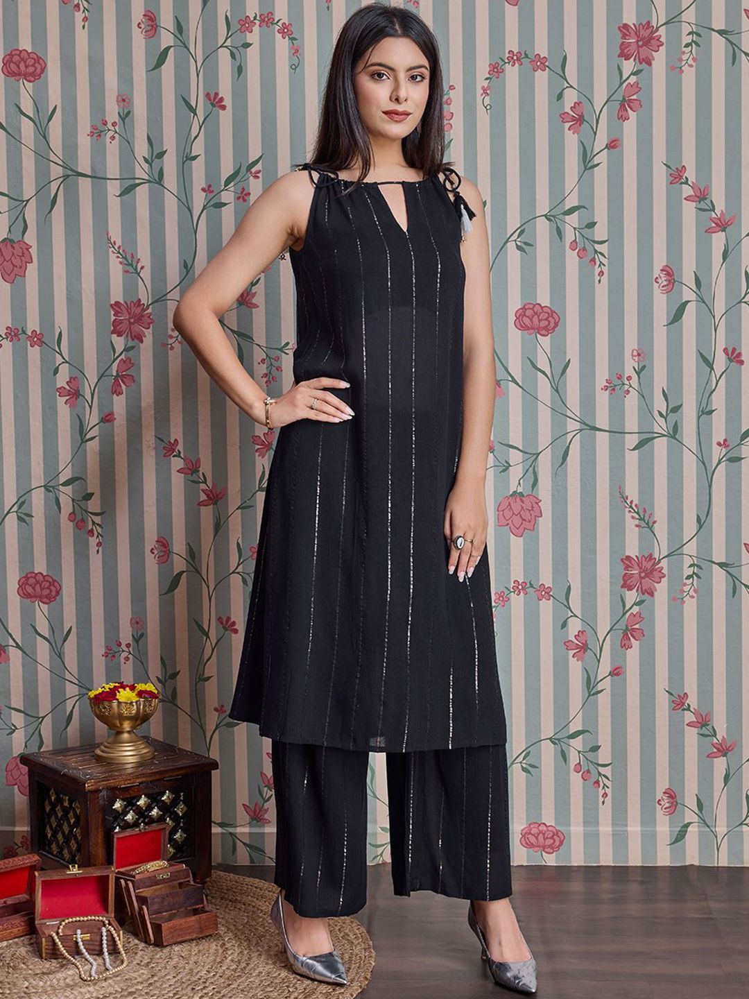 Dhiyona OD  Straight Kurta with Palazzos