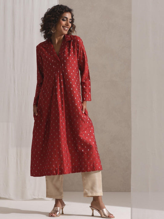 Dhiyona ST Women's Rust Varanasi Silk Woven Collar Kurta with Cream Pant 2 Piece Set | Straight Fit, Collar Neck, Full Sleeves, Pants, Workwear, (Varanasi Silk)