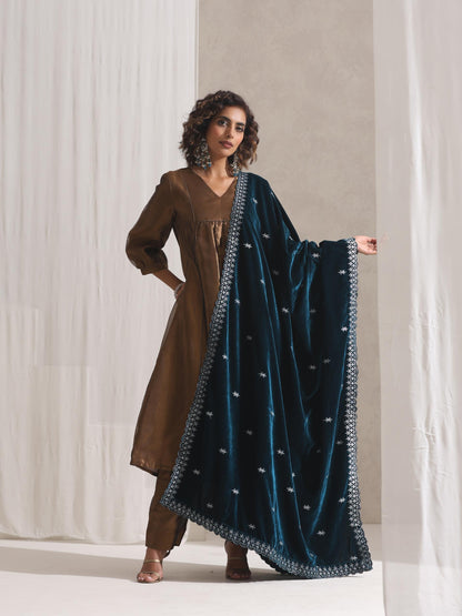 Dhiyona ST Women's Burnt Topaz Banarasi Tissue Kurta with Pyjama 2 Piece Set | Straight Fit, V Neck, 3/4 Sleeves, Festive Wear, (Banarasi Tissue)
