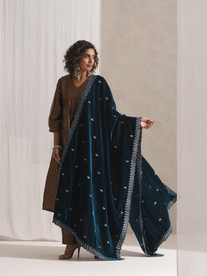 Dhiyona ST Turquoise Velvet Shawl with Silver Embroidery
