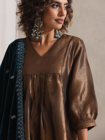 Dhiyona ST Turquoise Velvet Shawl with Silver Embroidery