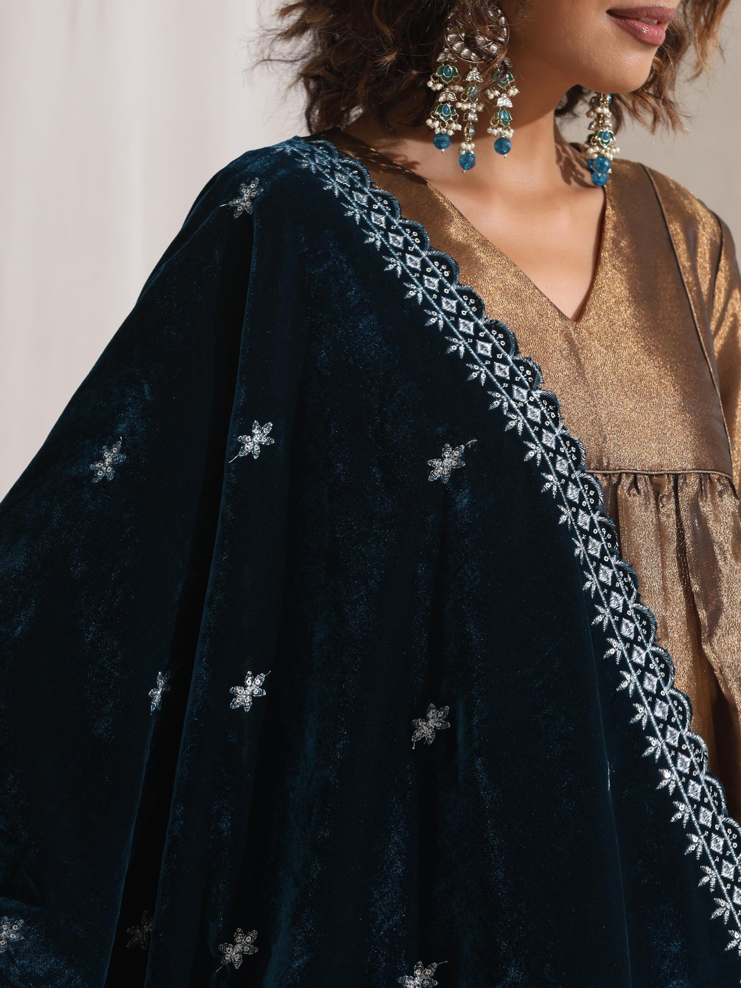 Dhiyona ST Turquoise Velvet Shawl with Silver Embroidery