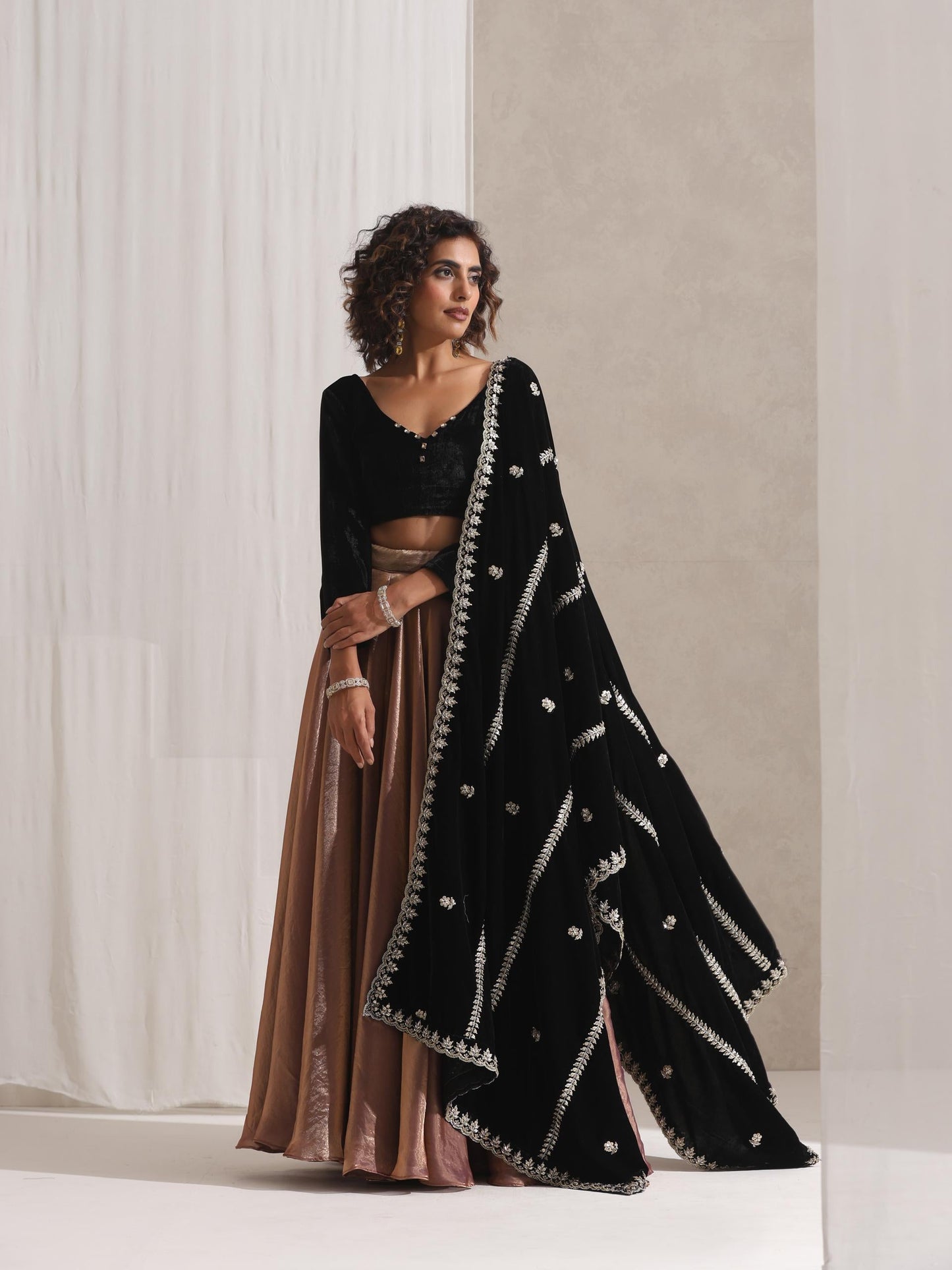 Dhiyona ST Women's Arabian Glamour Gold Metallic Sharara with Velvet Blouse and Beaded Black Shawl 3 Piece Set | Sharara, V Neck, Full Sleeve, Shawl, Festive Wear, (Metallic Velvet)