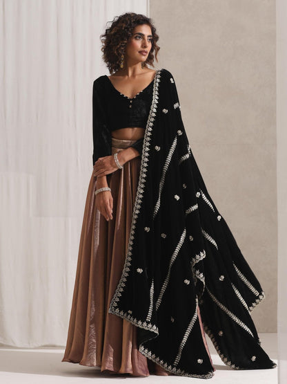 Dhiyona ST Hand Beaded Stripes Black Shawl