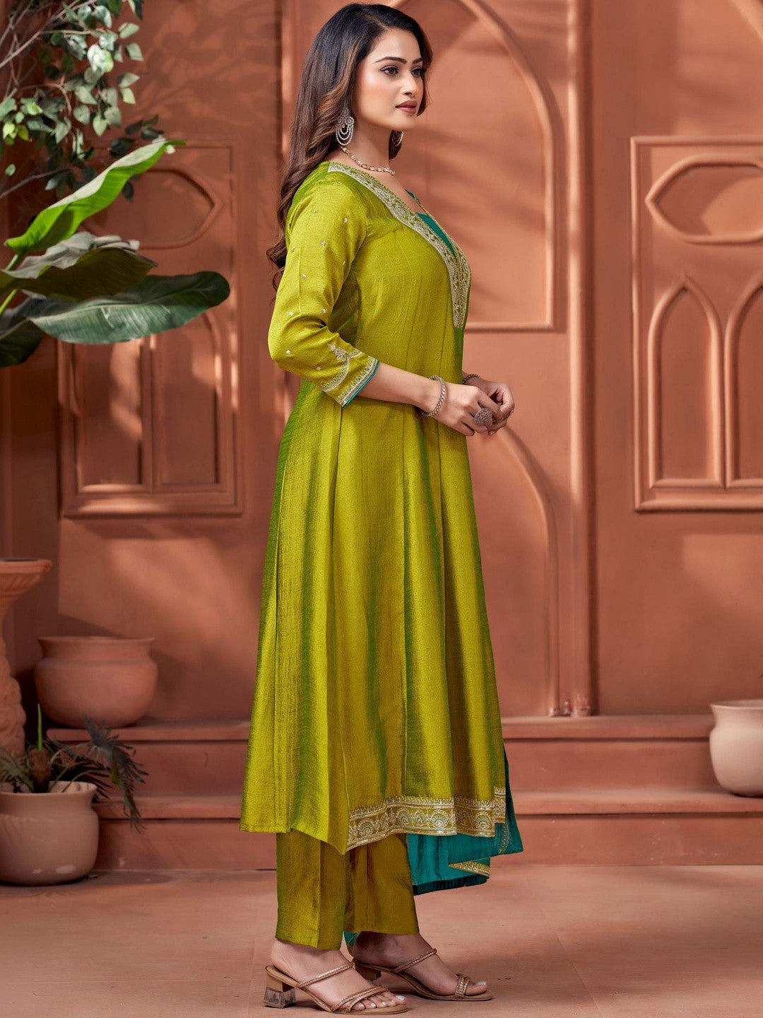 Embroidered V-Neck Kurta & Trousers With Dupatta