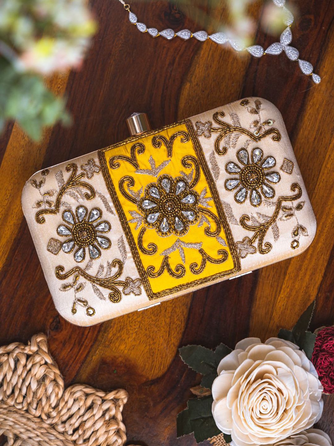 Dhiyona NR Floral Embroidered Box Clutch