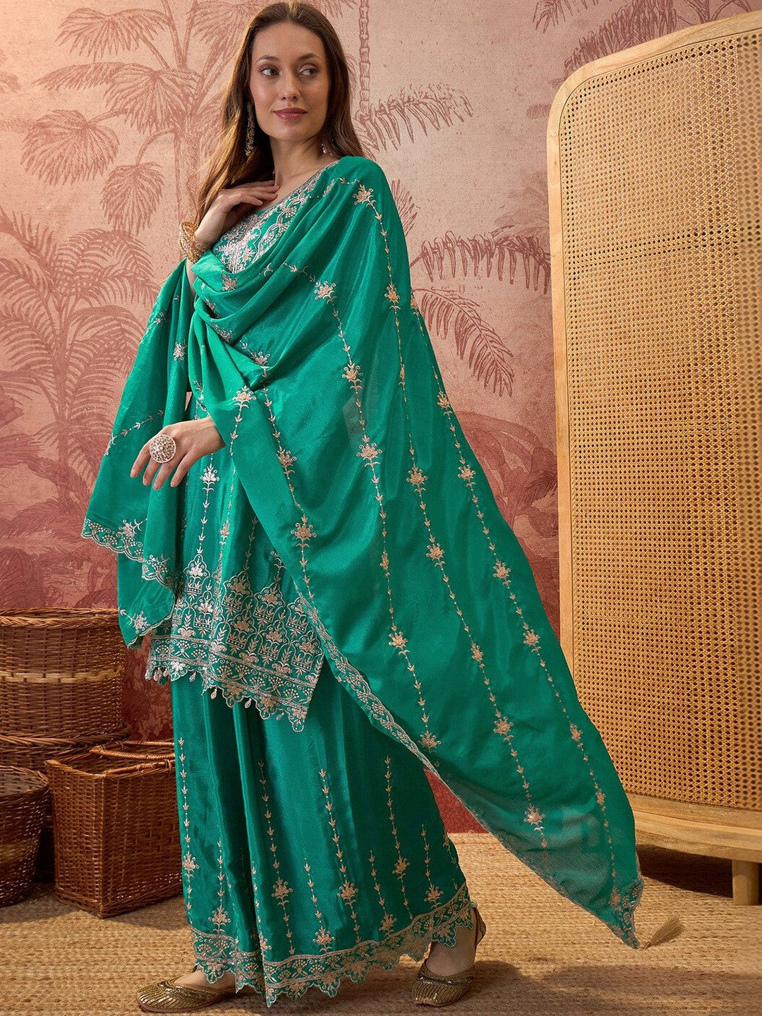 Embroidered Round Neck Kurta Sets