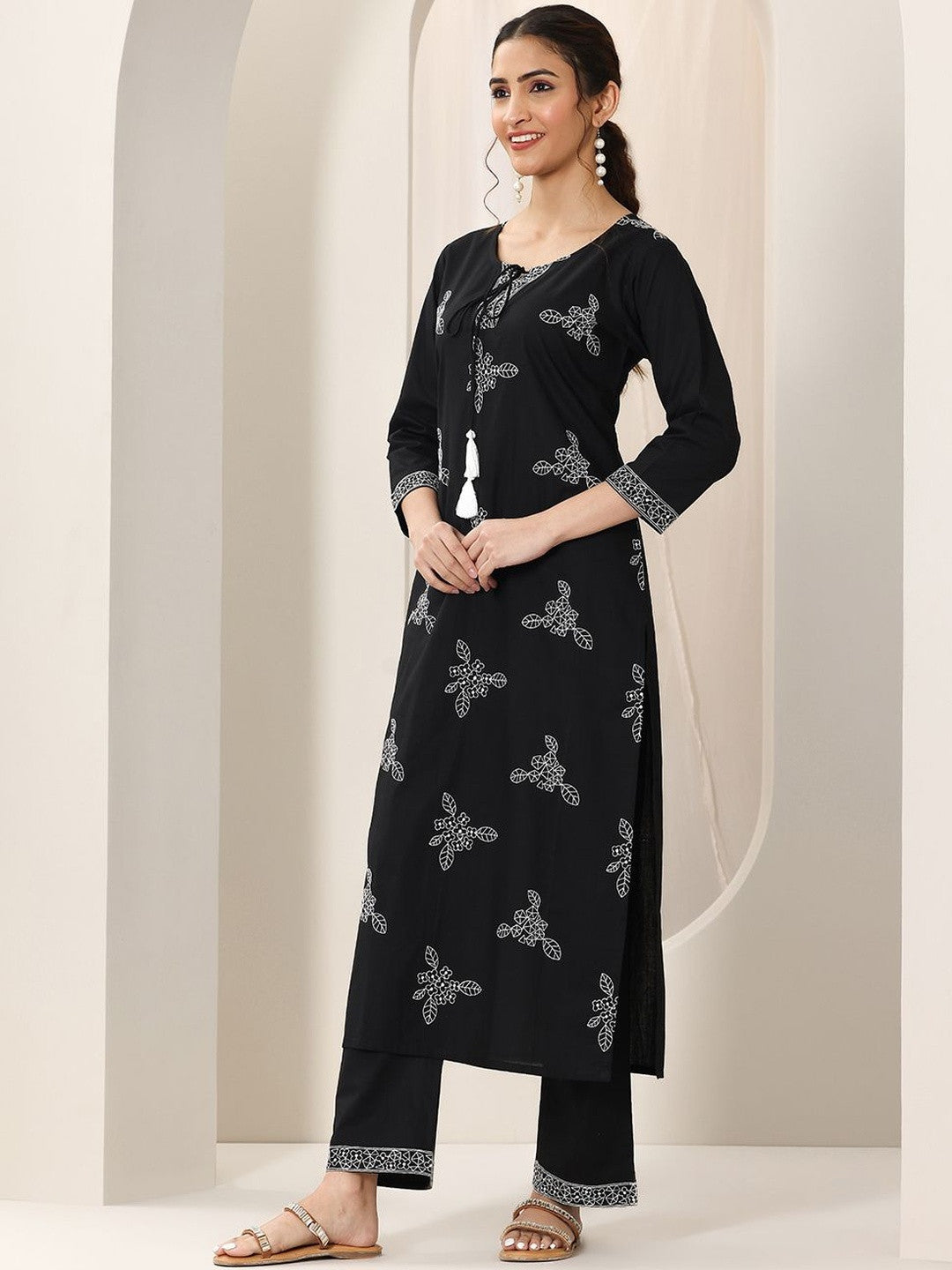 Women Ethnic Motifs Embroidered Kurta with Trousers & Dupatta