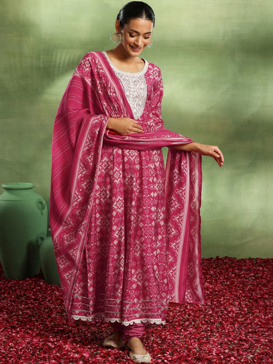 Women Ethnic Motifs Printed Regular Thread Work Kurta with Patiala & With Dupatta