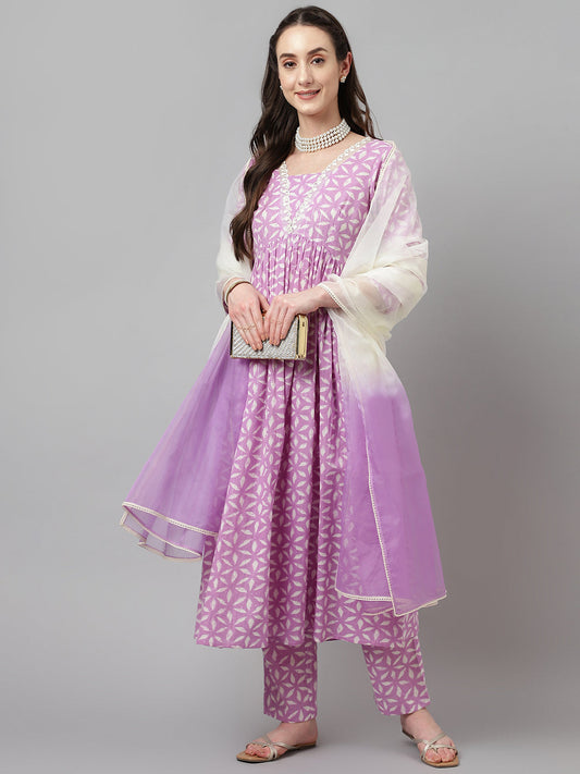 Women's Lavender Pure Cotton Flared Kurta Set With Dupatta