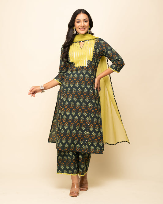 Women's Green Cotton Straight Kurta With Palazzo And Dupatta