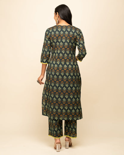 Women's Green Cotton Straight Kurta With Palazzo And Dupatta