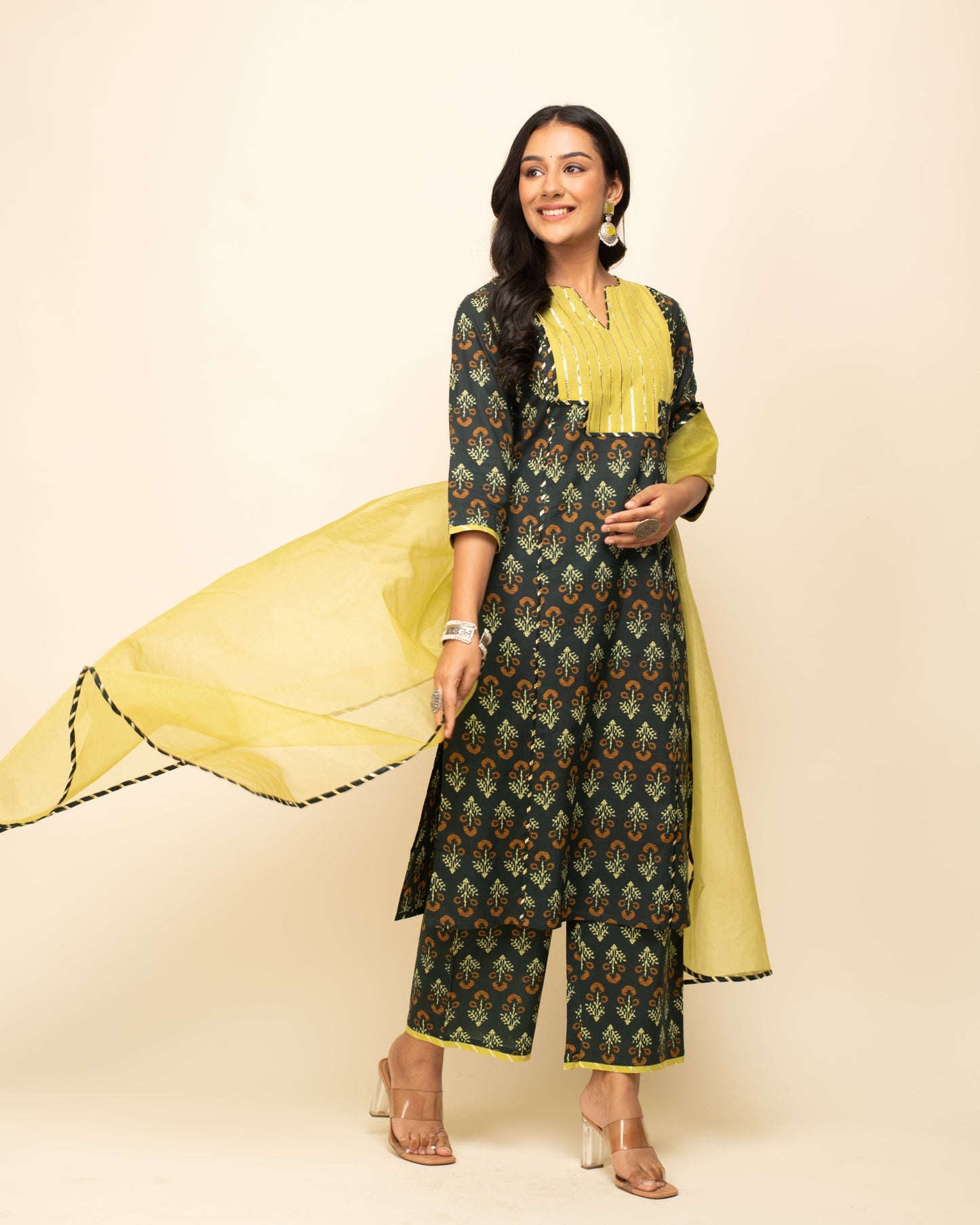 Women's Green Cotton Straight Kurta With Palazzo And Dupatta