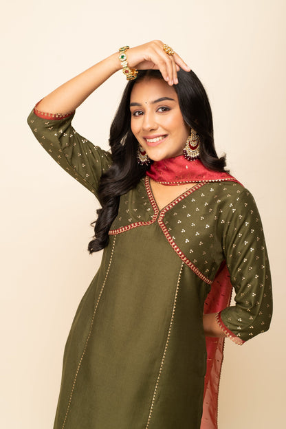 Women's Green Silk Blend Straight Kurta With Palazzo And Dupatta