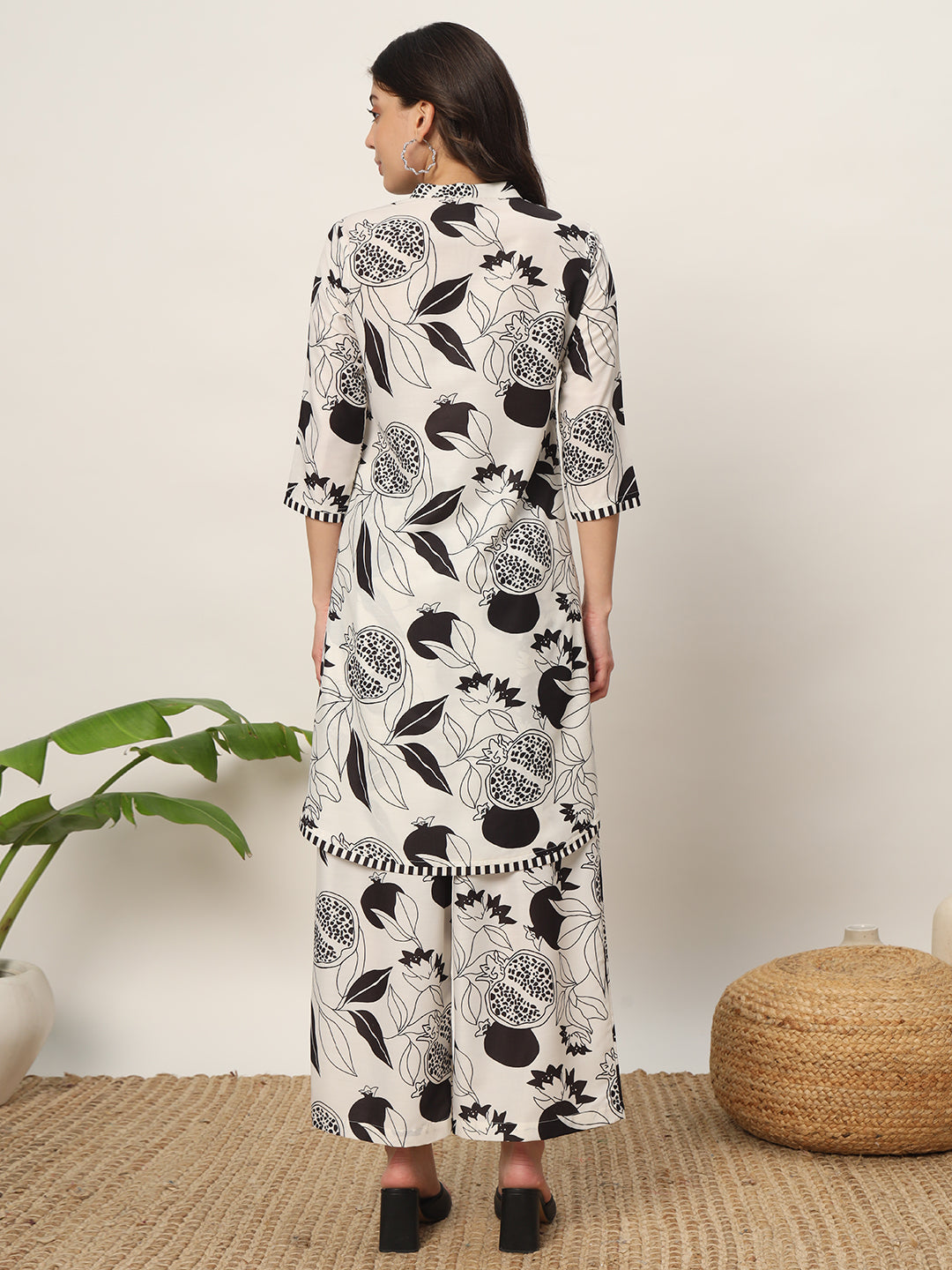 Women's Off White Cotton Blend Printed Tunic With Palazzo Kurta set