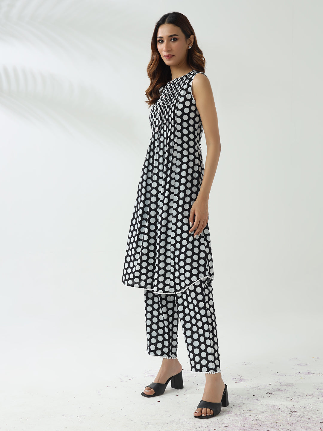 Dhiyona FL Women's Black & White Cotton Flared Kurta Set