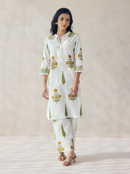 Dhiyona FL Women's Off-White Floral Print Cotton Straight Kurta Set