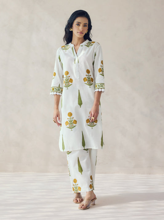 Dhiyona FL Women's Off-White Floral Print Cotton Straight Kurta Set